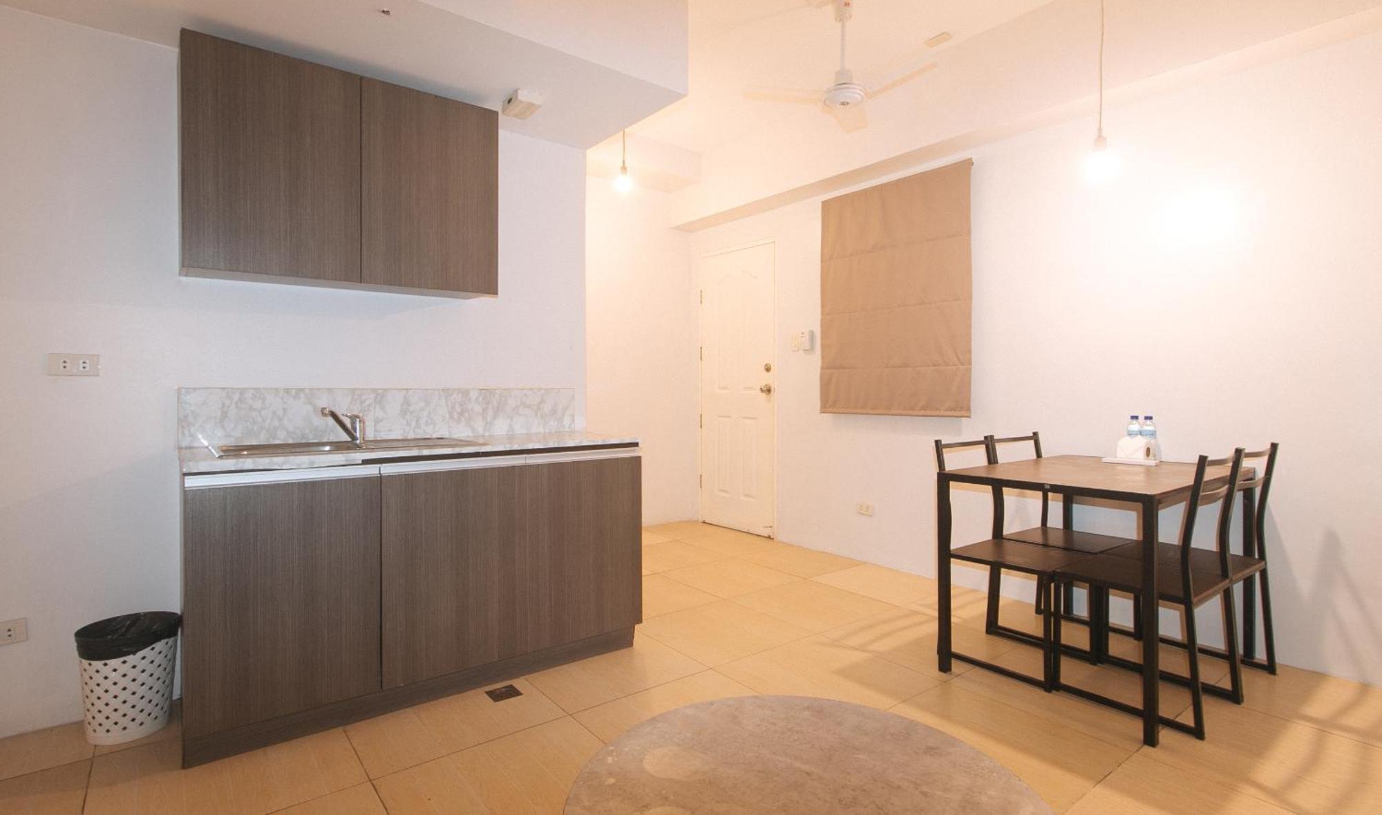 59 Xavierville By Reddoorz Cubao Exterior foto