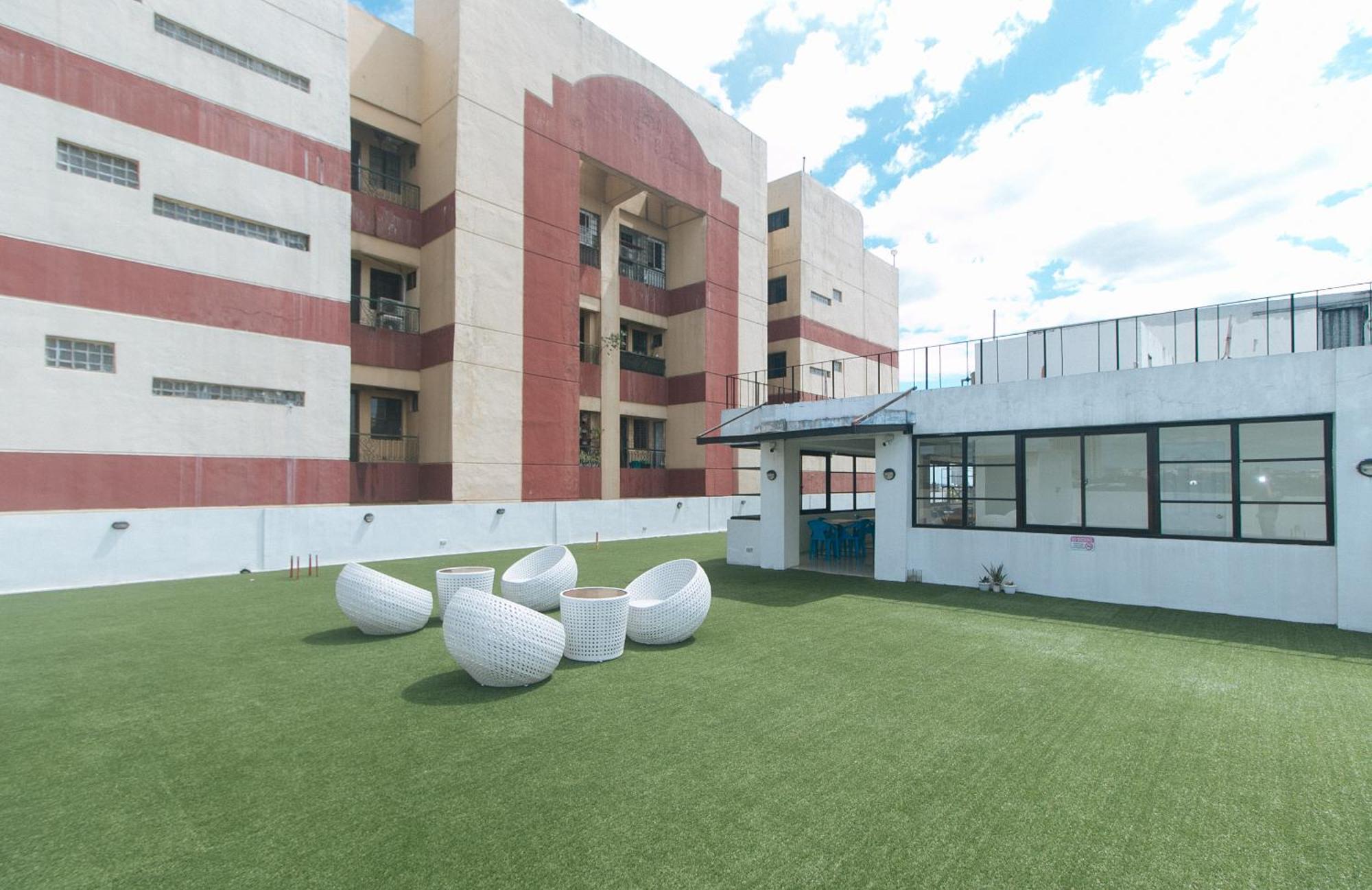 59 Xavierville By Reddoorz Cubao Exterior foto